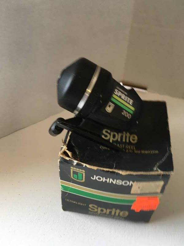 lot 77 image: Johnson SPRITE Spin Cast Reel