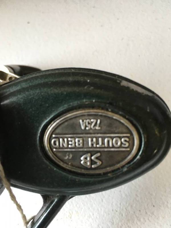 lot 80 image: South Bend Fishing Reel 725A