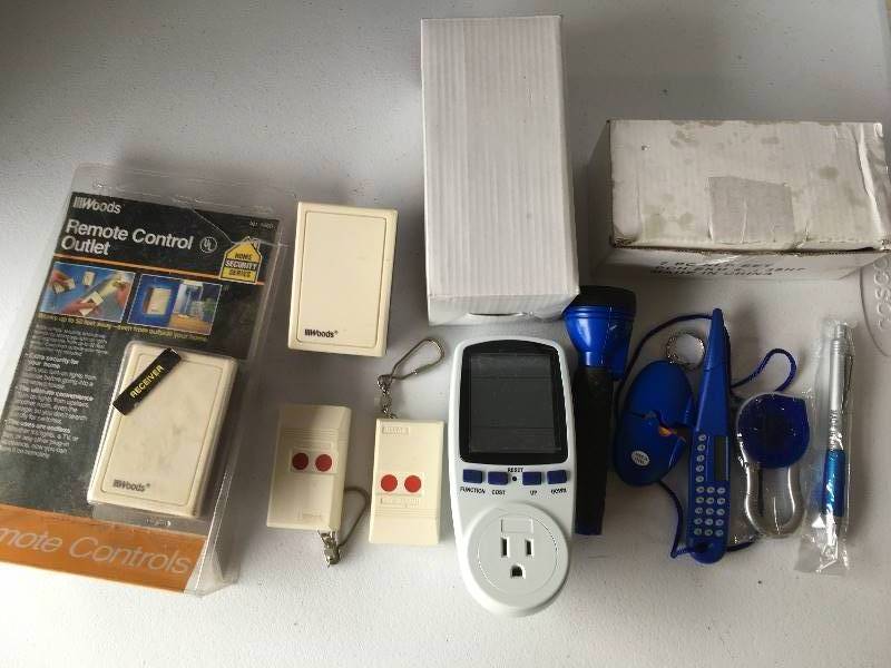 lot 178 image: Woods Remote Control Outlet & more