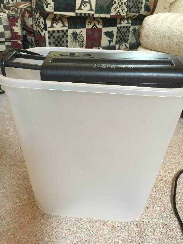lot 249 image: Paper Shredder