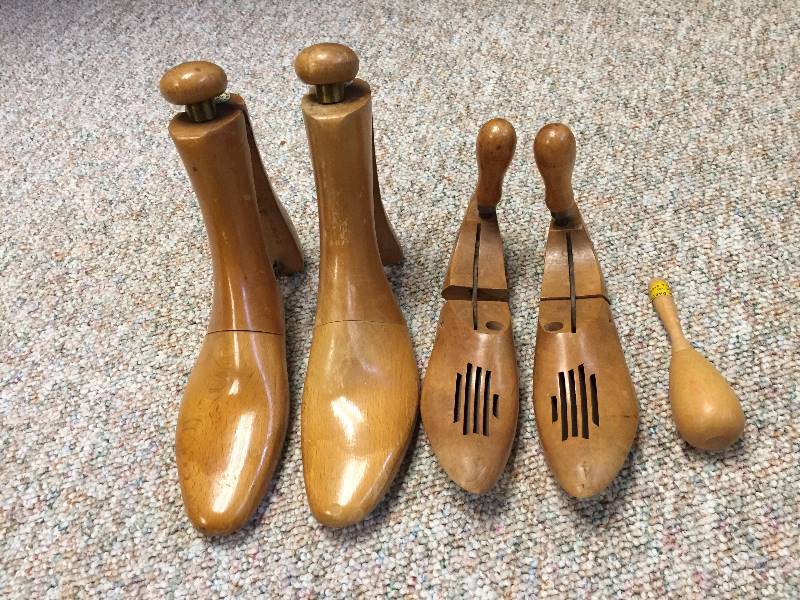 lot 226 image: Wooden Shoe & Boot Trees & Sock Darner