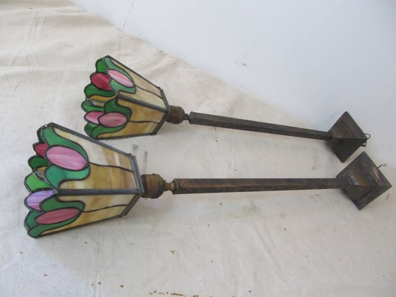 lot 25 image: Orig Antique Stained Glass Light Fixtures