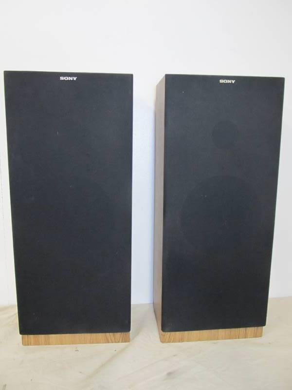lot 27 image: Pair of SONY SS-U230 Floor Speakers