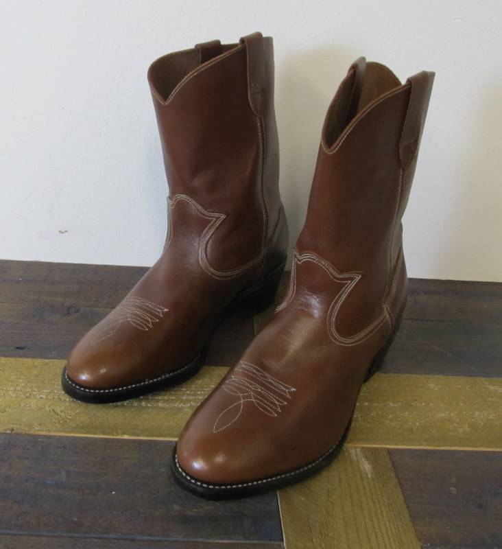 lot 62 image: NICE Mens Hy-Test Boots - Size 11 12 EE