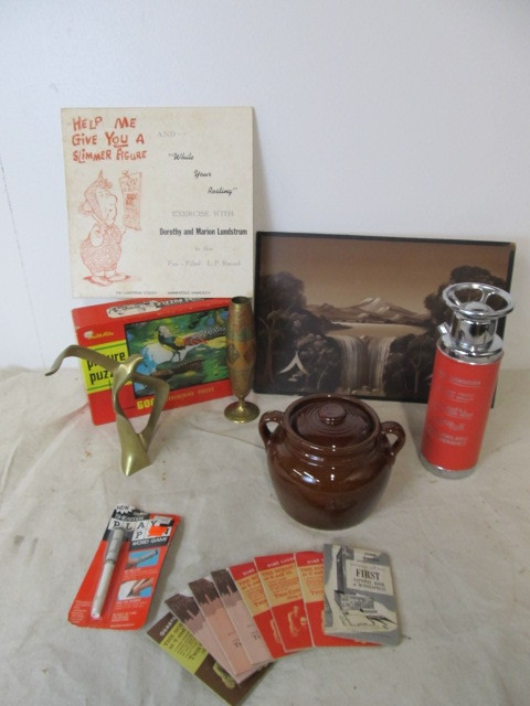 lot 118 image: Assorted Collectibles - Antique Painting Musical Drink Dispenser & More