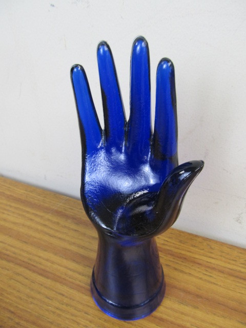 lot 176 image: Cobalt Blue Glass Hand DisplayRing Holder