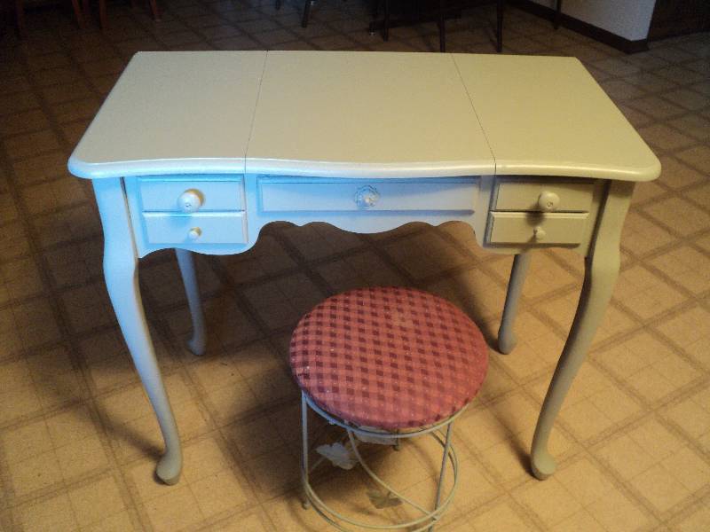 vanity with stool - 35 wide x 18 ...