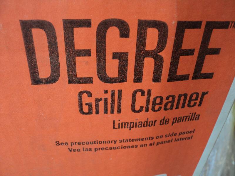 4 gallon box of Degree grill cleane...