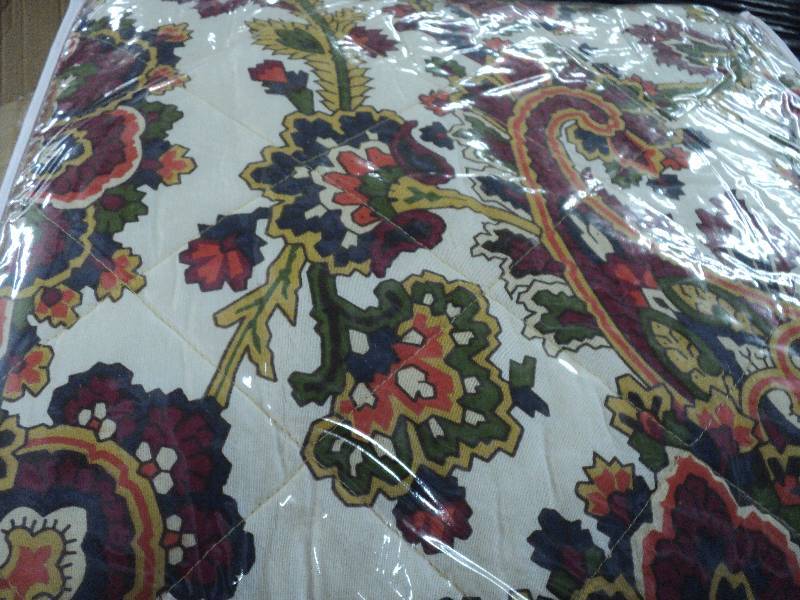 twin size bedspread  ...