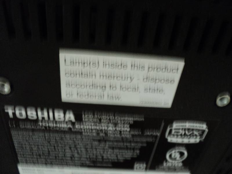 15 Toshiba TV with remote - tested...