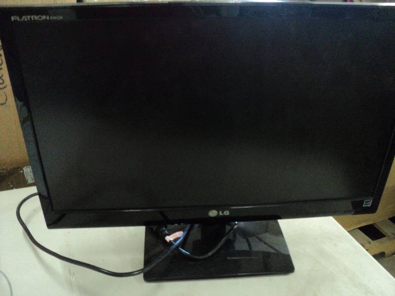 21 LG monitor - tested and works...