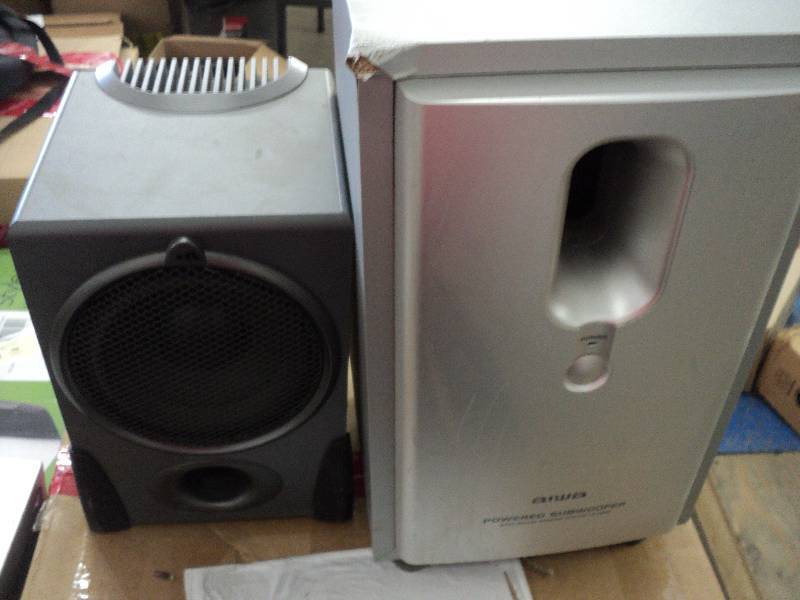 Aiwa pavered subwoofer and speaker ...