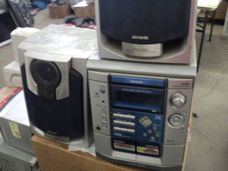 Aiwa digital audio system - tested ...