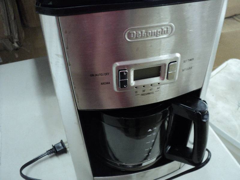 DeLonghi coffee pot - used...