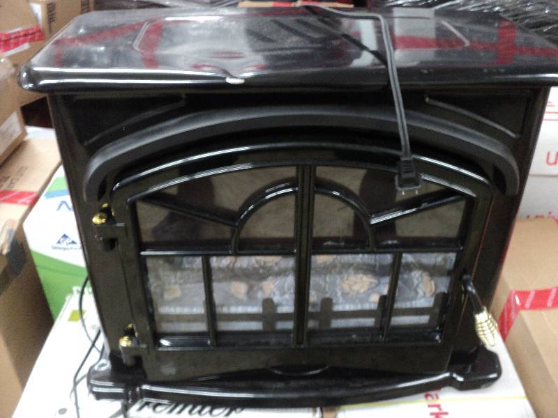 small electric stove - legs are mis...