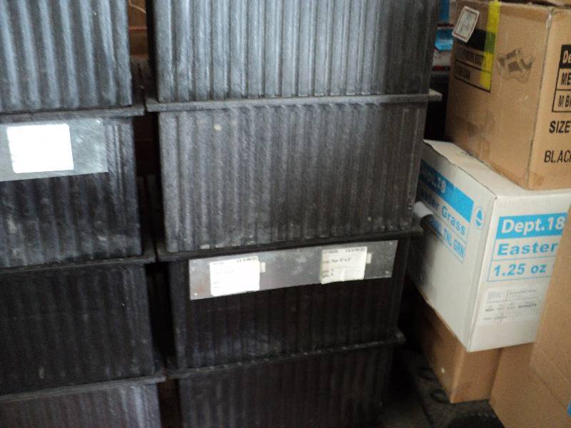 4 heavy duty totes with dividers 23...