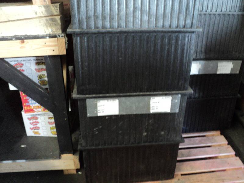4 heavy duty totes with dividers 23...