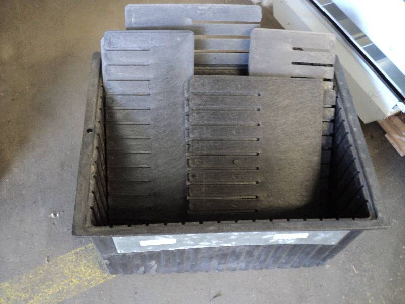 4 heavy duty totes with dividers 23...