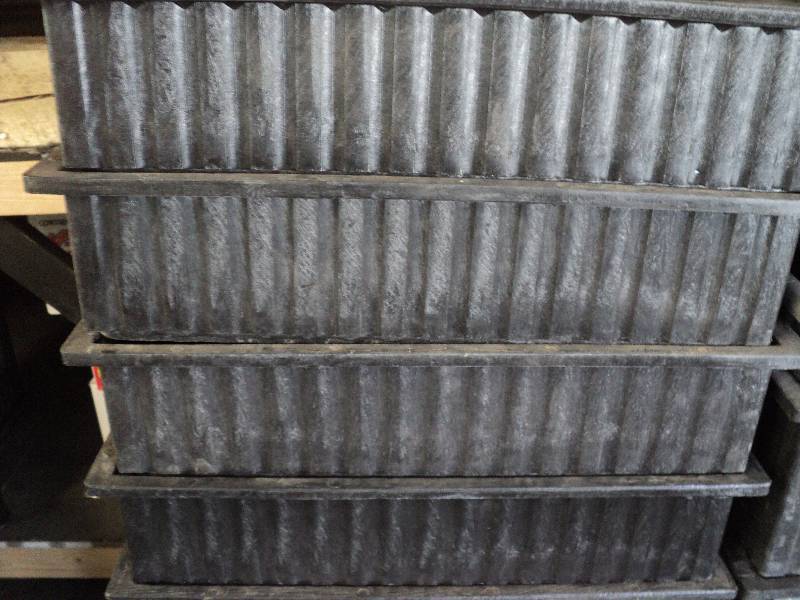 4 heavy duty totes with dividers 23...