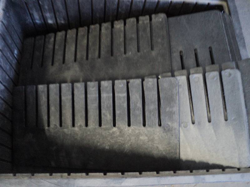 3 heavy duty totes with dividers 23...