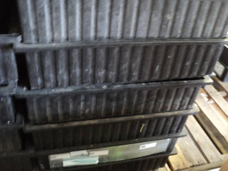 5 heavy duty totes with dividers 23...
