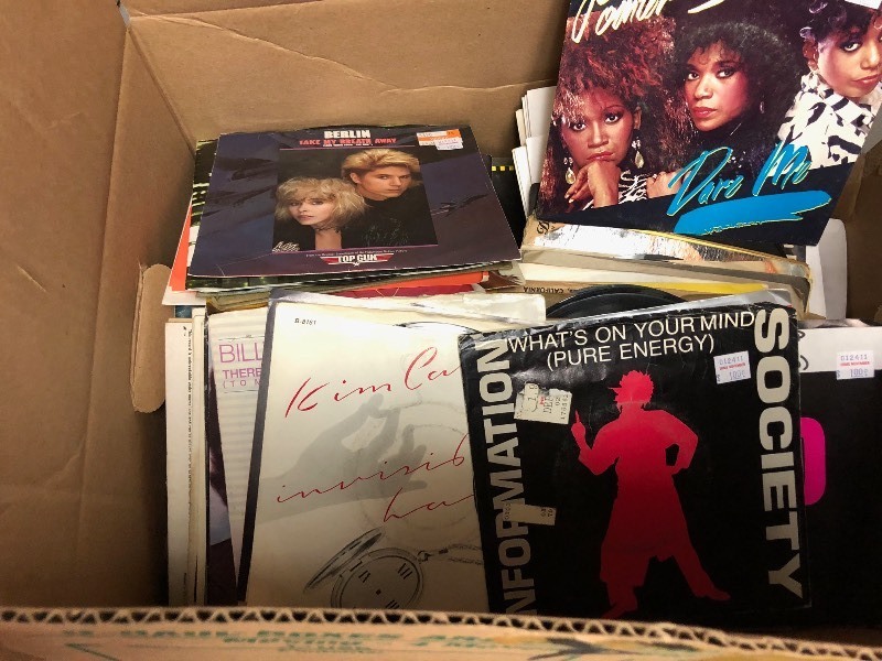 lot 40 image: Big Lot of Picture Sleeve 45s
