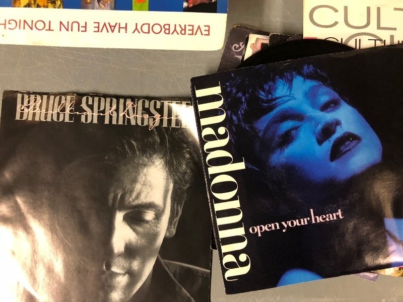 lot 62 image: Tote full of 45s - Madonna - Springsteen - Wham - Duran Duran