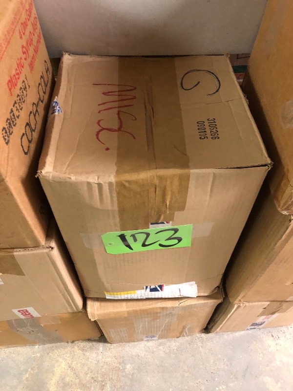 lot 123 image: Lot of approx. 750 LPs on a pallet - Mixed genres & Conditions