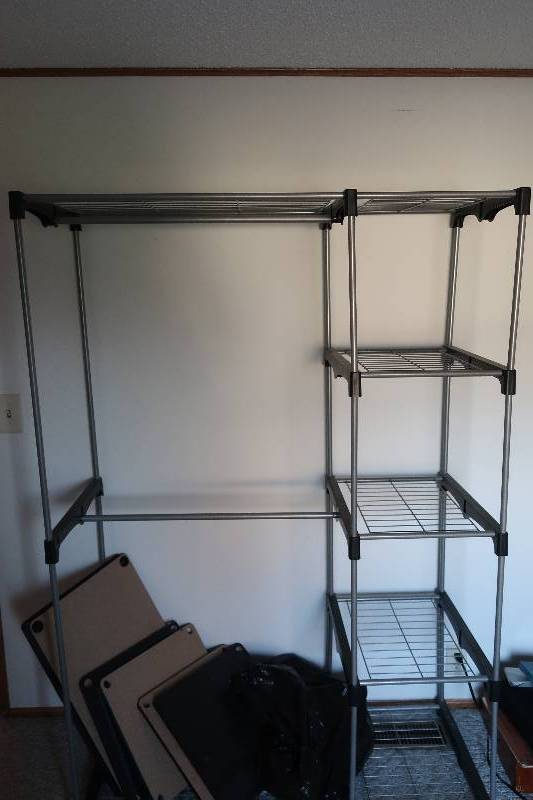 lot 13 image: Two Shelf Systems