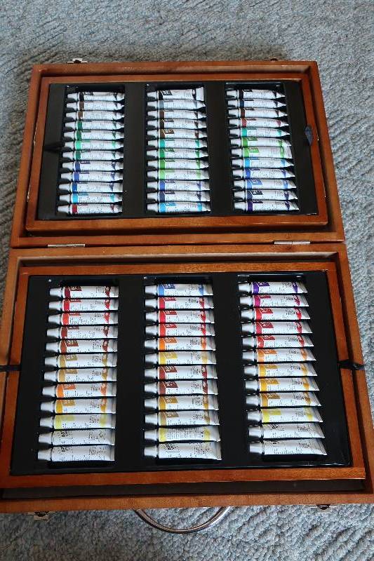 lot 15 image: Very Nice PaintArt Set