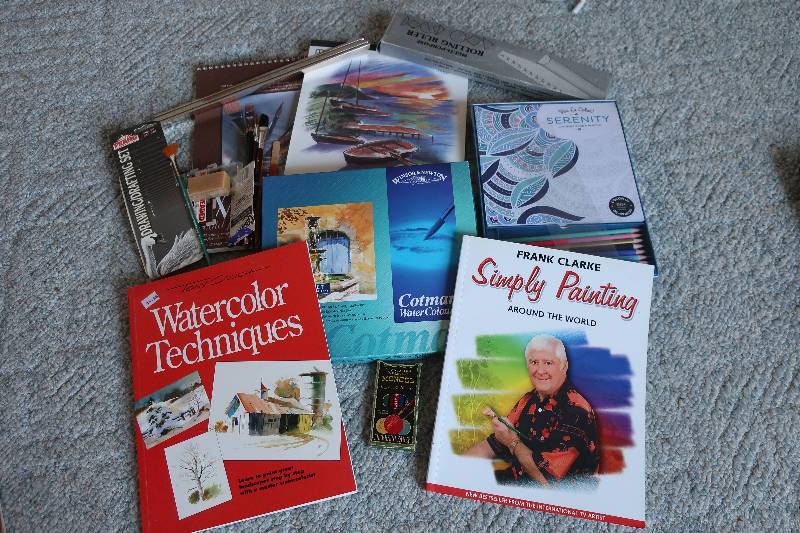 lot 16 image: Art Supplies