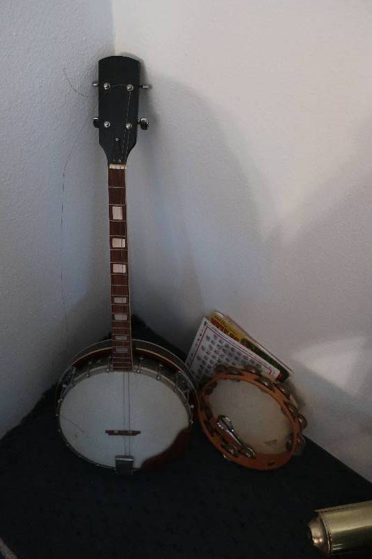 lot 18 image: Banjo, Jews Harp and Tambourine