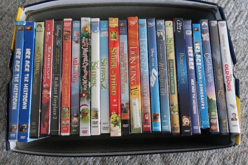 lot 23 image: Family and Kids Movies - Awesome movie lot