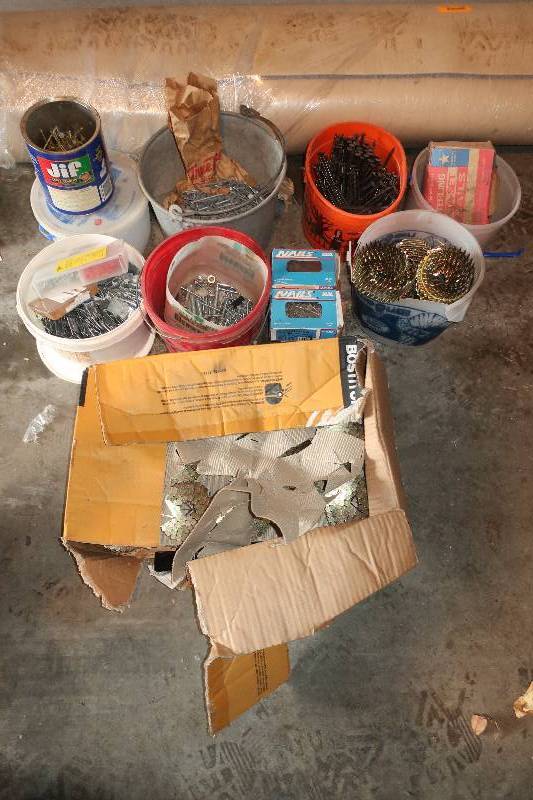 lot 46 image: Misc nails and hardware