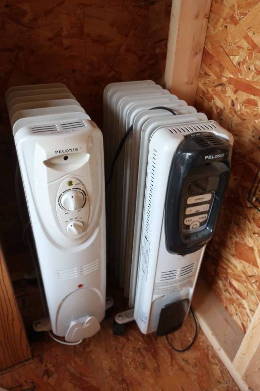 lot 91 image: Two heaters