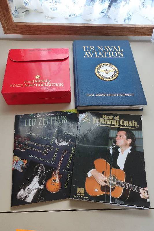 lot 122 image: Navy book and miscellaneous