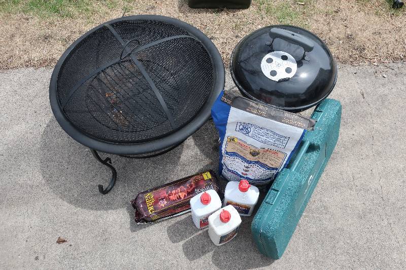 lot 169 image: Fire pit and grill