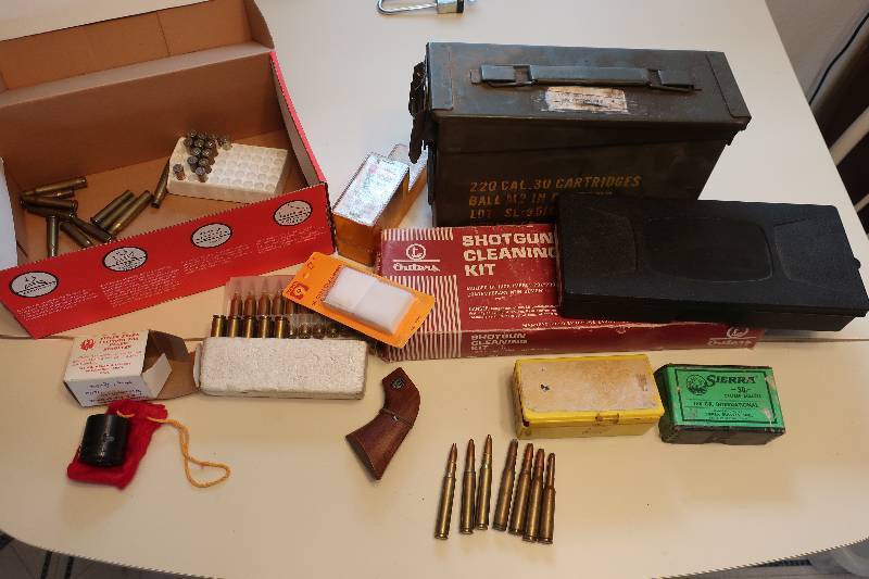 lot 215 image: Gun owners treasure hunt