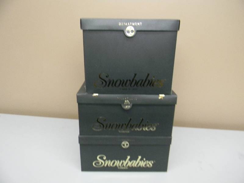 lot 28 image: DEPARTMENT 56 SNOWBABIES COLLECTION - SEE PICTURES