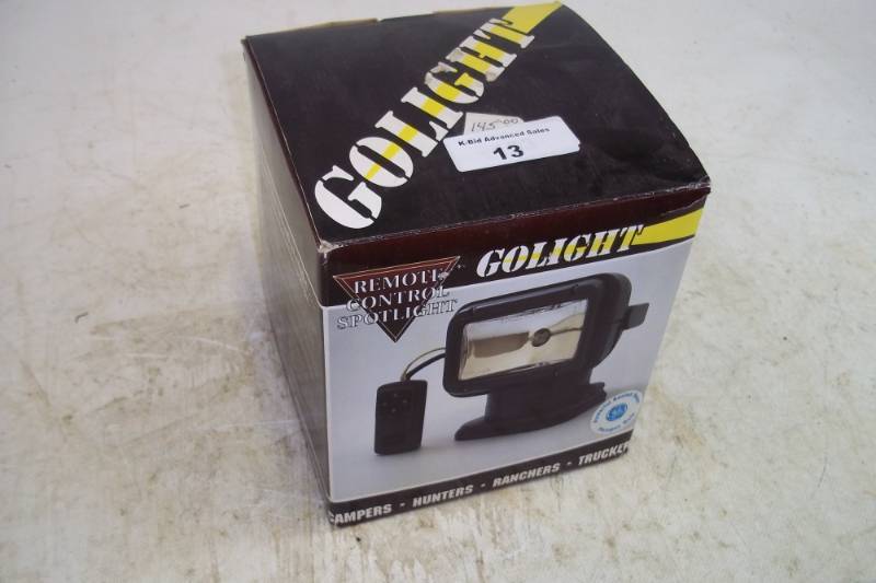 lot 13 image: Go Light