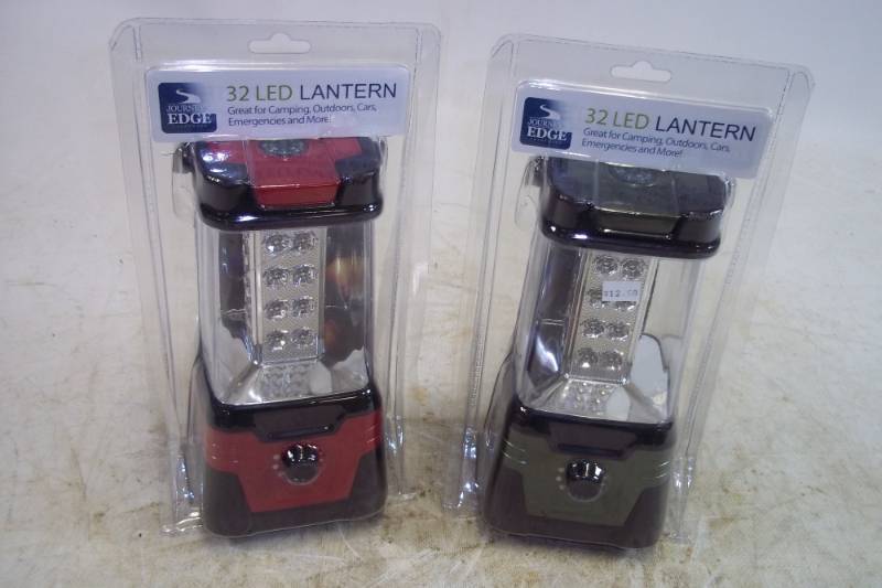 lot 43 image: Pair of LED lanterns