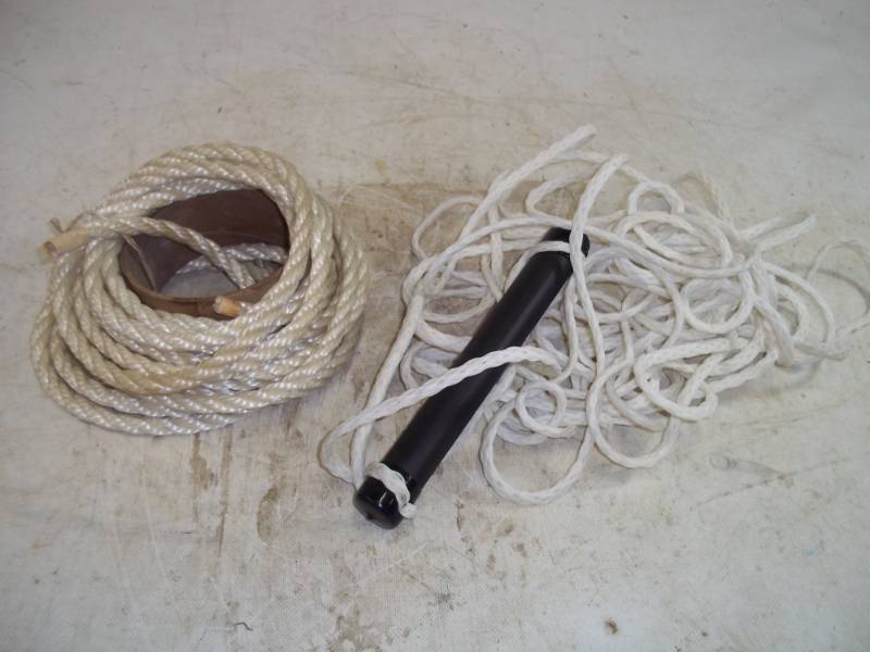 lot 52 image: Ski rope and Rope