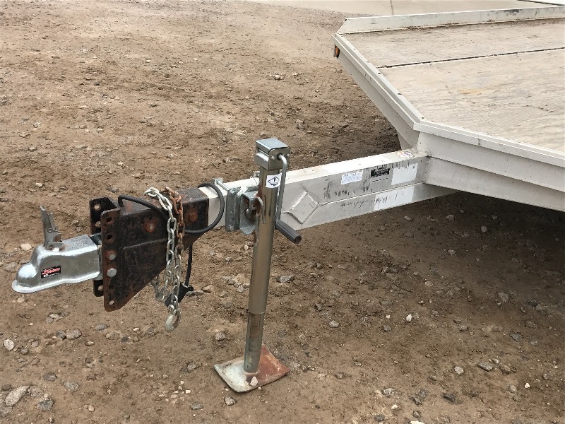 lot 6 image: 2009 Aluma Snowmobile Trailer
