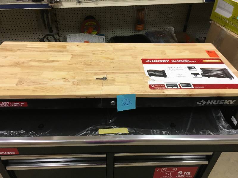 Husky 46 in 9 Drawer Mobile workbench damage see pictures