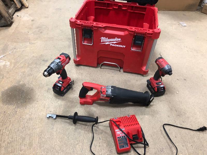 Milwaukee 2796-22PO M18 FUEL with ONEKEY 2PC Combo Kit with FREE M18 FUEL Sawzall wONEKEY and PACKOUT Rolling Case in working conditions