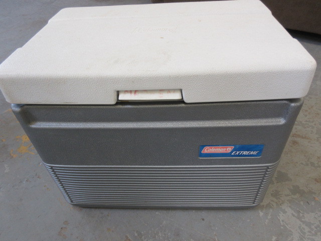 lot 518 image: COLEMAN EXTREME COOLER