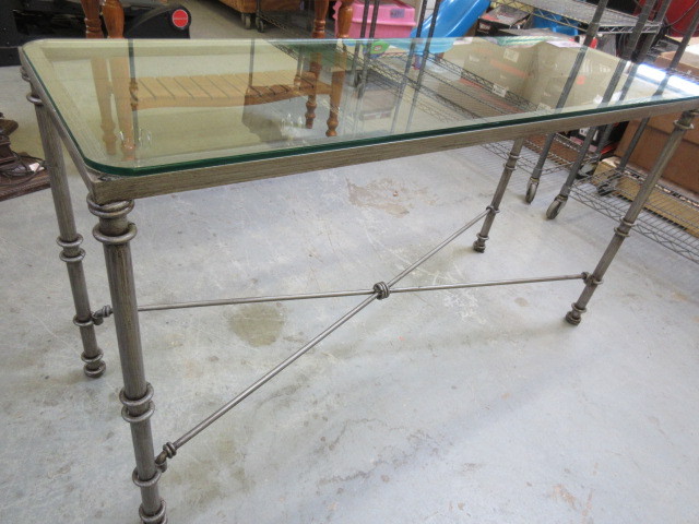 lot 520 image: GLASS TOP SOFA TABLE