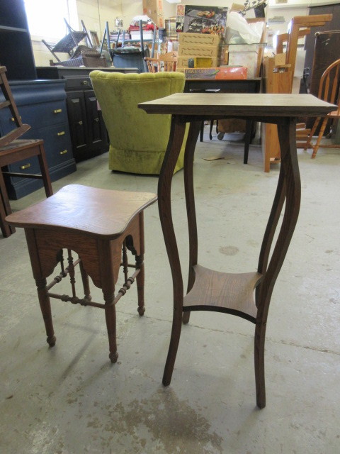 lot 542 image: 2 SMALL WOOD TABLES