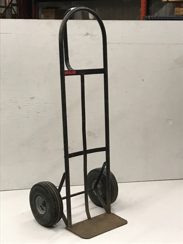 lot 16 image: Milwaukee 600# Dolly With Pneumatic...