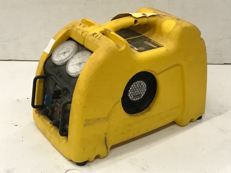 lot 31 image: Bacharach Stinger Model 2000 Recove...
